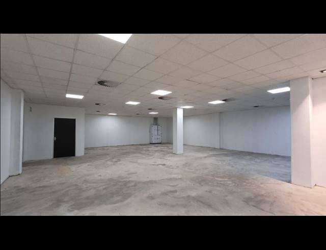 472M² BUSINESS CENTRE TO LET IN GLENWOOD